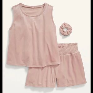 Velvet Pajama Tank Top & Shorts Set with Scrunchie in soft pink